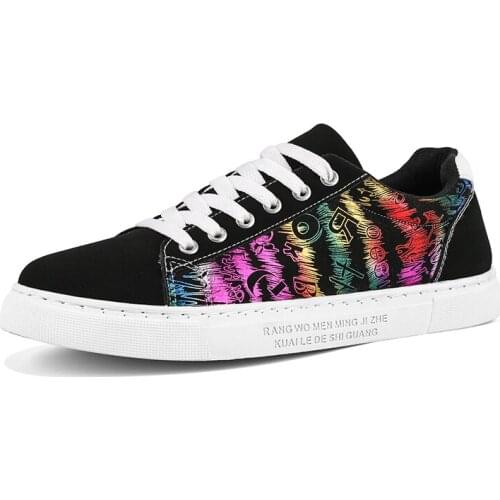 Couple Trend Canvas Shoes All-Match Graffiti Non-Slip Sneakers Men Fashion Skateboard Original Shoes 2021 New Designer 35-44