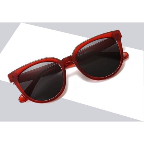 2021Trending Product Fashion Plastic Sun Glasses Designer Mens Decoration Women`s Accessories Festival Gift Eyewear 3393