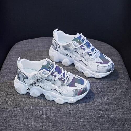 Shoes for Women Female Shoes Luminous New Female Student Platform Sneakers Female Street Shooting BF562