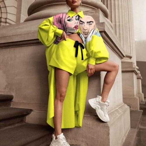 Fashion Two Pieces Womens Sets Tracksuit2021 Spring Autumn Abstract Face Print Long Shirt Women Tops And Shorts Set Streetwear