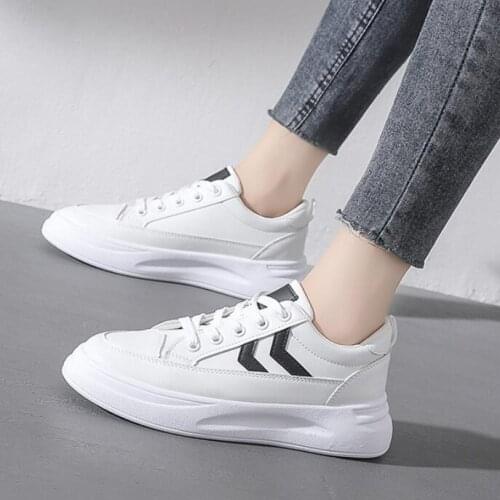 New Women Running Shoes Outdoor Wear-resistant Thick Bottom Sneakers Fashion Solid Color Lace Up Fitness Shoes Running Shoes
