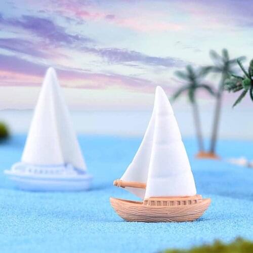 Beach Ocean Series Ornaments Sailboat Yacht Resin Handicraft Ornaments Home Table Living Room Decor Dolphin Sailing Lighthouse