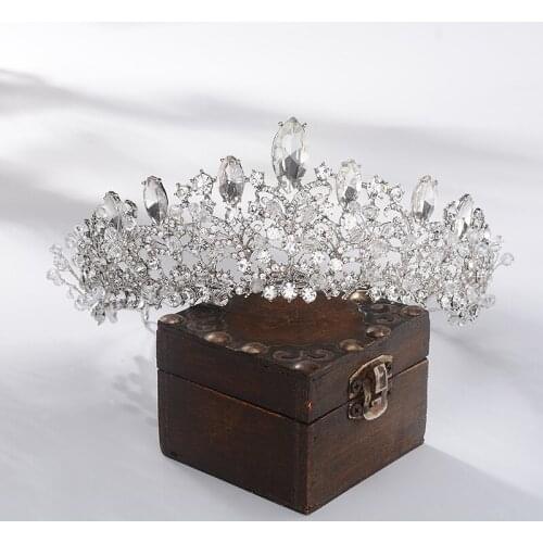 Stunning Crystals Rhinestones Tiara Bridal Wedding Party Hair Accessories Headpiece Crowns without Comb