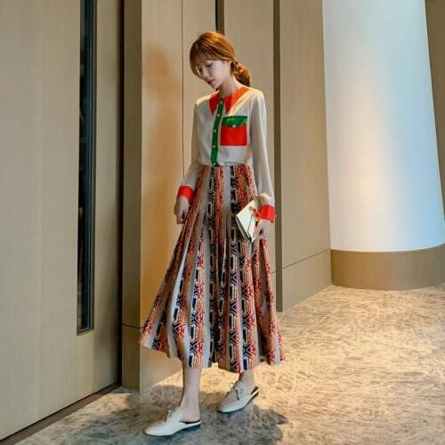 Spring Autumn Fashion Dress Set 2021 New Single-breasted Chiffon Shirt + Printed Pleated Skirt Comfortable Two-piece Sets s298