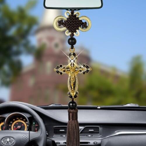 Car Pendants Auto Decoration Jesus Figurine Cross Hanging Automobiles Rear View Mirror Christian Suspension Decor Accessories