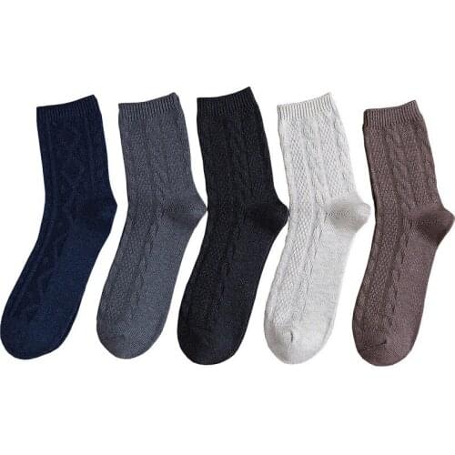 Knitted Tube Mens Socks Autumn and Winter New Cotton Solid Color Twist Classic Business Five Pairs of Socks Weaving Process