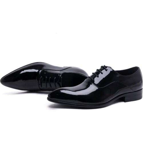 British pointed-toe mens business suit leather shoes, leather lace-up patent leather, shiny trendy shoes, wedding shoes