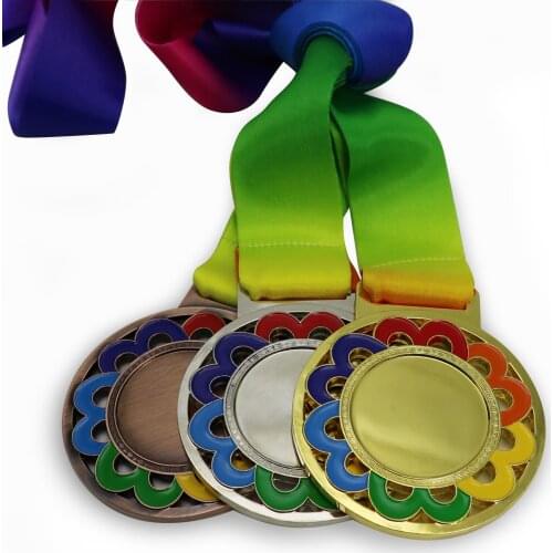 Dia 65MM Outer Ring Lace Medals The Middle Blank Medal 1Set Contain 1pcs Gold Color and 1pcs Silver Color , 1pcs Branze Medals