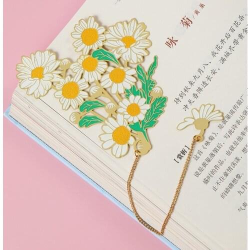 Natural Flower Series Metal Bookmarks Peach Blossom Daisy Shape Bookmark Lover Gift Give Girlfriend Pendant Gift Box Packaging