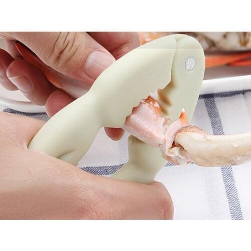 100pcs/lot Kitchen Crafts Seafood Crackers Plastic Crab Lobster Cracker Seafood Tools Walnut Clip Nut cracker