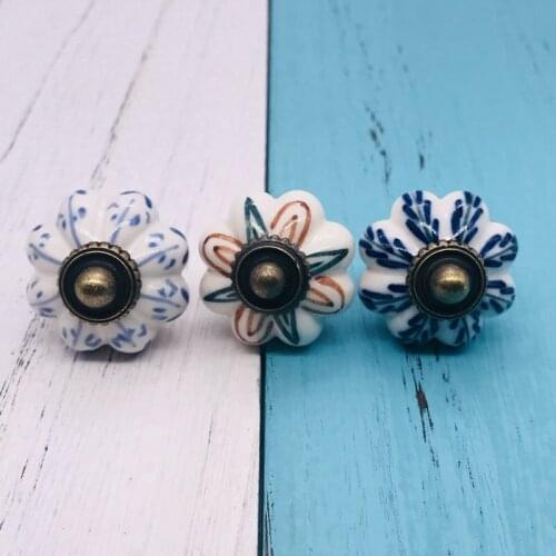 Set of 8 Pieces Leaf Floral Ceramic Blue and white porcelain Cabinet Knobs Furniture Handle Drawer Pull Handles Vintage