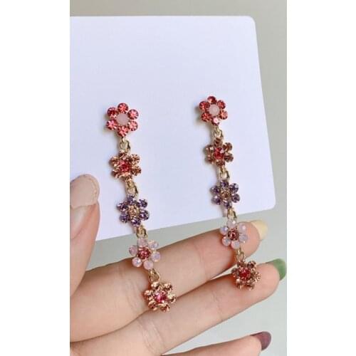 Dominated 2019 long Multicolor fine crystal flowers Drop earrings selling Korea joker Classic style Women earrings Jewelry new
