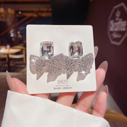 New Fashion Shiny Crystal Bowknot Dangle Earrings Elegant Contracted Geometric Hyperbole Style Women Earrings Jewelry