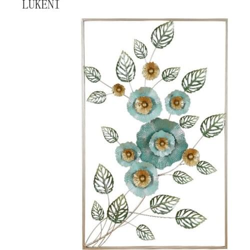 European Style Wrought Iron Flower and Grass Wall Decoration Restaurant Aisle Decoration Personality Old Wall Hanging Decoration