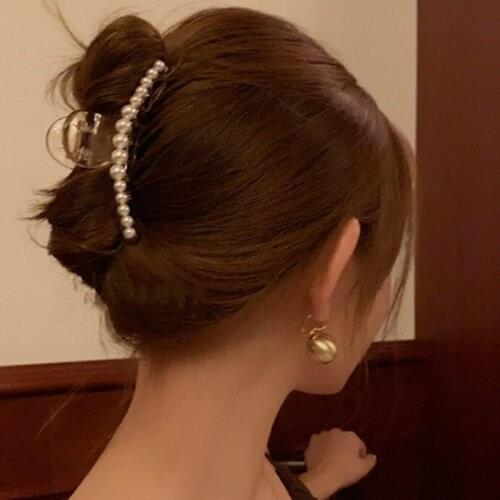 2020 New Simple and Elegant Big Pearl Acrylic Hair Clip Large Medium Makeup Female Styling Hair Clip Hair Accessories