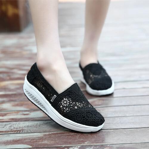 Summer Fashion Womens Thick-soled Breathable Mesh Non-slip Sports Fitness Rocker Ladies Sneakers Walking Shake Shoes