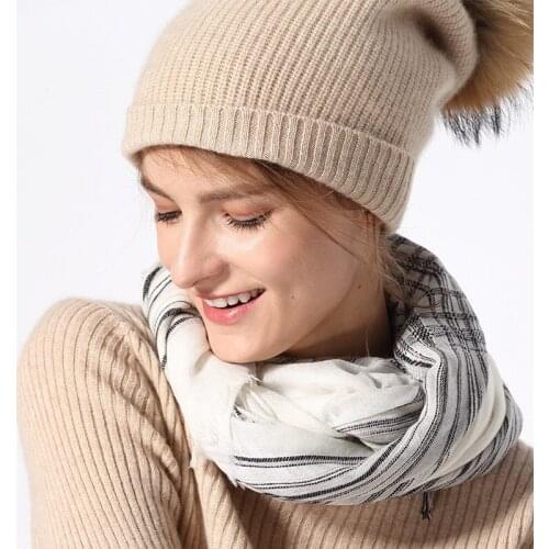 Winter Autumn Cashmere Hat Women knitted Hat 100% Cashmere Hat Luxury Brand Solid color Fashion Warm Ball Warm Head