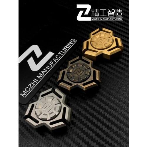 Seiko wisdom made fingertip gyro elf zirconium alloy copper portable adult toy bearing to play decompression creative EDC