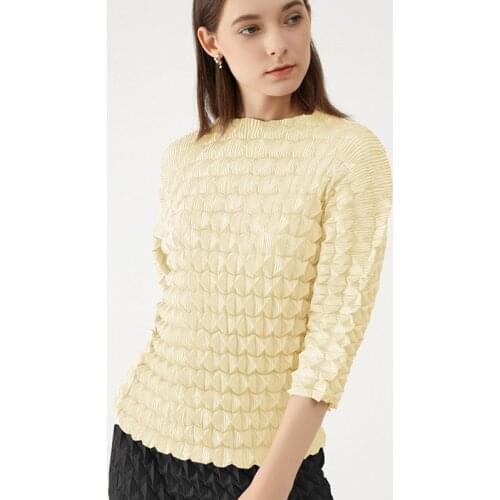 Miyake pleated shell tops 2021 autumn new niche design light luxury solid bat sleeve three-quarter sleeve t-shirts folda tees