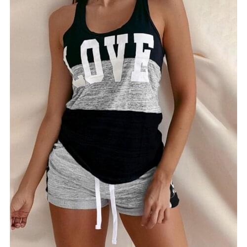 2 Pieces Sporty Women Outfits Set Tank Tops And Pleated Skirts Jogger Fashion Sweatsuit Matching Set Active Tracksuit