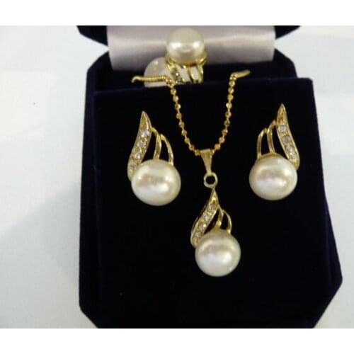 Wholesale womans noblest 18kgp white shell pearl beautiful design earrings pendant necklace ring(7.8.9) jewelry set