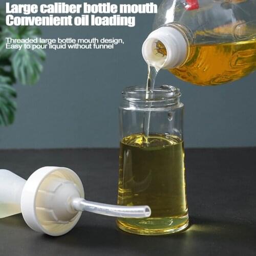 Oil Bottle with Push Type Brush Kitchen Oil Bottle High Temperature Resistant for Outdoor Barbecue GQ