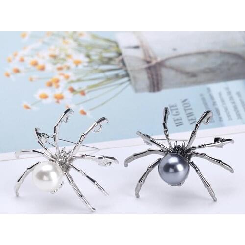 Top Quality White Gold or Gun Black Color Shell Pearl Spider CZ Zirconia Insect Animal Brooch Pins for Men Women Jewelry AL616
