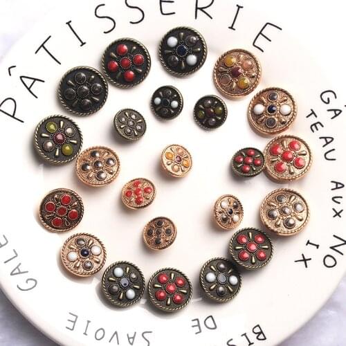 Retro Craft Decorative Buttons for Crafts Clothing Button Needlework Sewing Supplies Metal Gold 5pcs