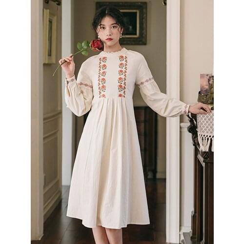 Summer New Womens Japanese Girl Mori Series Pastoral Style Dress Ethnic Style Retro Rose Embroidered Lantern Sleeve Loose Dress