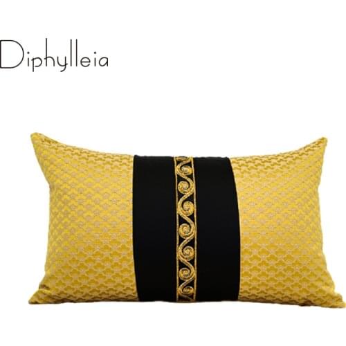 Diphylleia Medusa Geometric Lumbar Pillow Covers Cassical Gold And Black Greek Pattern Embroidered Cushion Cases Home Decorative