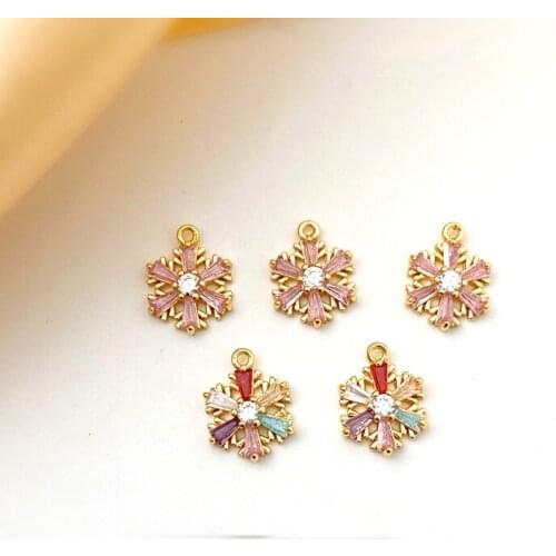 Copper plated 18K true zircon snowflake pendant advanced feel jewelry accessories DIY earring necklace bracelet material