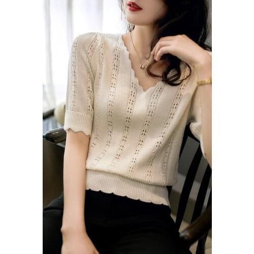 Sexy V-Neck Pullover Knitted Short Sleeve Sweater Women New Summer Hollow Out Slim Basic Female Knit Purfle Shirts 2021 Korea