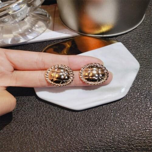 Unique Round Shaped Gold Color Earrings Simple Metal Vintage Stud Earrings for Women Fashion 2021 Anti-allergy Jewelry