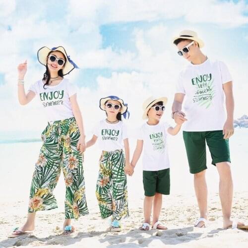 Family Look Summer Geometric Bohemia Beach Clothes Sets Family Matching Outfits Father Mother Daughter Son Girls Boys clothes