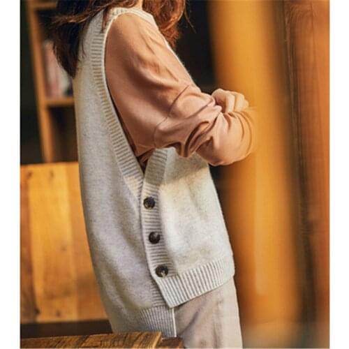 2020 Korean New Autumn and winter round neck cashmere vest ladies sleeveless sweater loose and comfortable new pullover PZ3617
