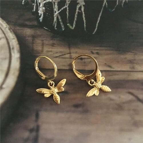 FASHION JEWELRY GOLD COLOR PLATING SMALL BEE HOOP EARRINGS FOR WOMEN GIRL