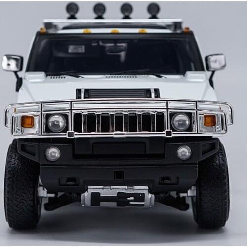 Original factory authentic 1:18 metal H2 SUV Hummer Highway 61 diecast car model with small gift