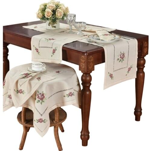 [Camellia Casa]Romantic Cross-stitch Rose Table Runner & Tablecloth,Linen Look & Washable, White & Champagne Home Airbnb Hotel