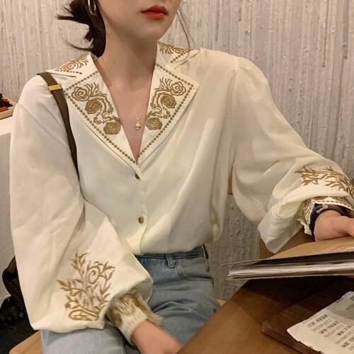 Heavy Work Flower Embroidery Blouse Women Court Style Lantern Long Sleeve Single Breast Blusas Ol Slim Shirt Spring 2021