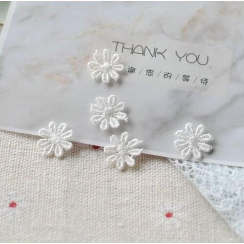 100 Pieces 2.3cm Colorful Sewing Fabric Embroidered DIY Craft Accessories Material Patch Lace Applique