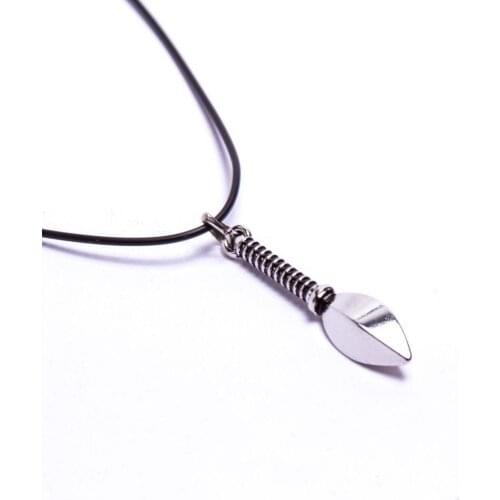 Dagger Figured Vinlex Leather Necklace