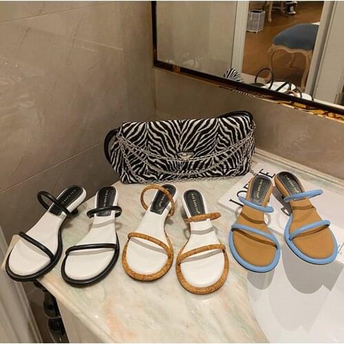 Women Slippers Sandals Cute Girls Sandals Low Heeled Round Toe Womens Sandals 2021 Summer Slippers White Black Mix Ladies Shoes