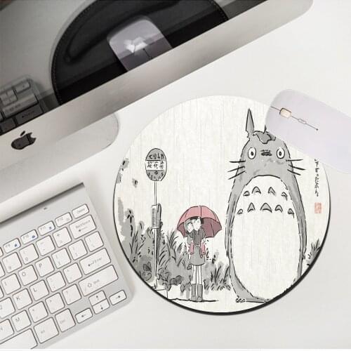 Cute Gaming Round Shape Mouse Pad Computer Gamer Keyboard Mouse Mat Totoro Anime Desk Mousepad for PC Desk Pad Kawaii 20X20CM