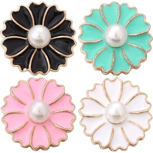 10pcs/lot New Gold Snaps Jewelry Bead Beauty Flower Snap Button Fit 18mm 20mm Snap Button Bracelet Women Necklace