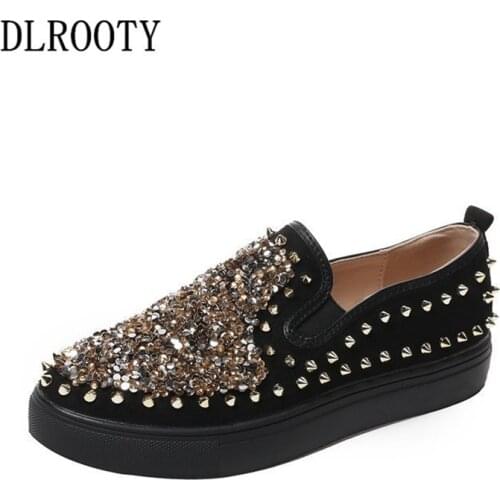 Women Flats Shoes Loafers Shallow Slip On Rivet Bling Autumn Fashion Cool Round Toe Platform Female Flat Casual Comfortable