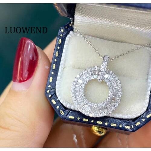 LUOWEND 100% Real 18K White Gold Pendant Necklace Natural Diamond Neckace Round Circle Design Women Wedding Anniversary Jewelry
