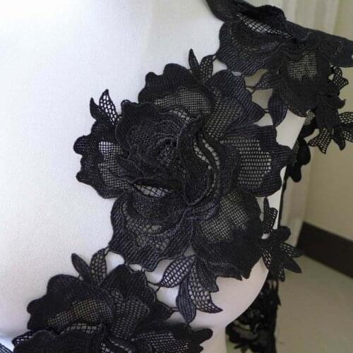 1 Meter Roses trim, Black venice lace trim, black roses applique, Large rose flower, one meter 7 Pcs flowers