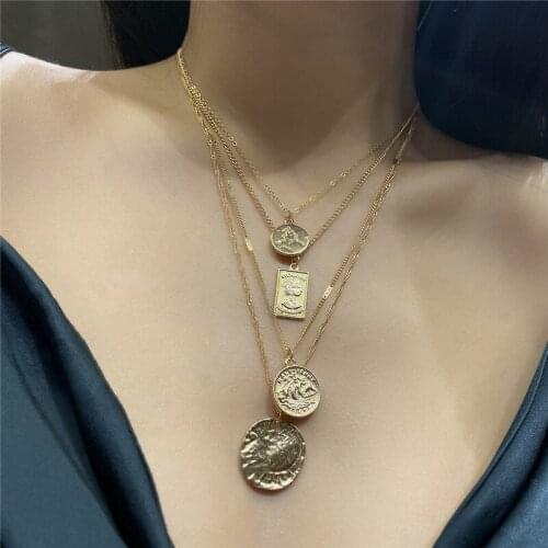 Chic Embossed Queen Coin Pendant Necklaces for Women Jewelry Vintage Geometric Tag Charm Multilayered Gold Chain Necklace Set