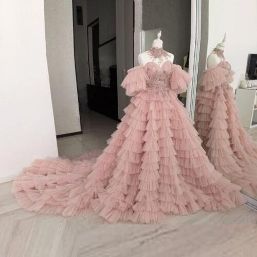 Dusty Pink Tiered Prom Dresses Lace Appliques Beads Off The Shoulder Evening Gowns Zipper Back Robe De Soiree For Photography