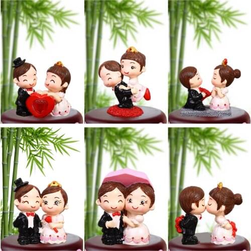 Wedding Decoration Mini Cute Style Bride and Groom Wedding Cake Topper Figurines Gfits Favors Wedding Toppers Engagement Couple